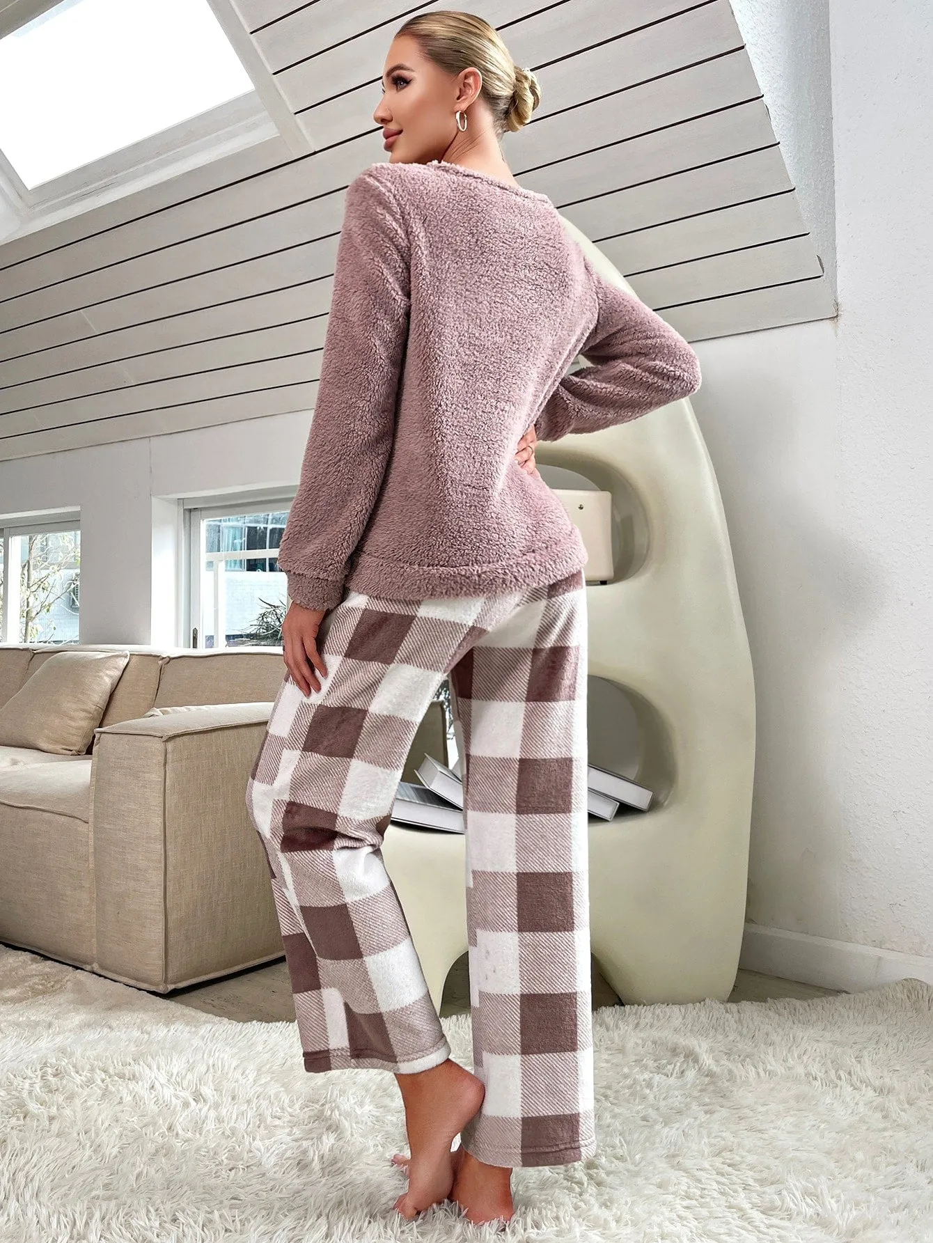 Buffalo Plaid Print Pajama Set for Women