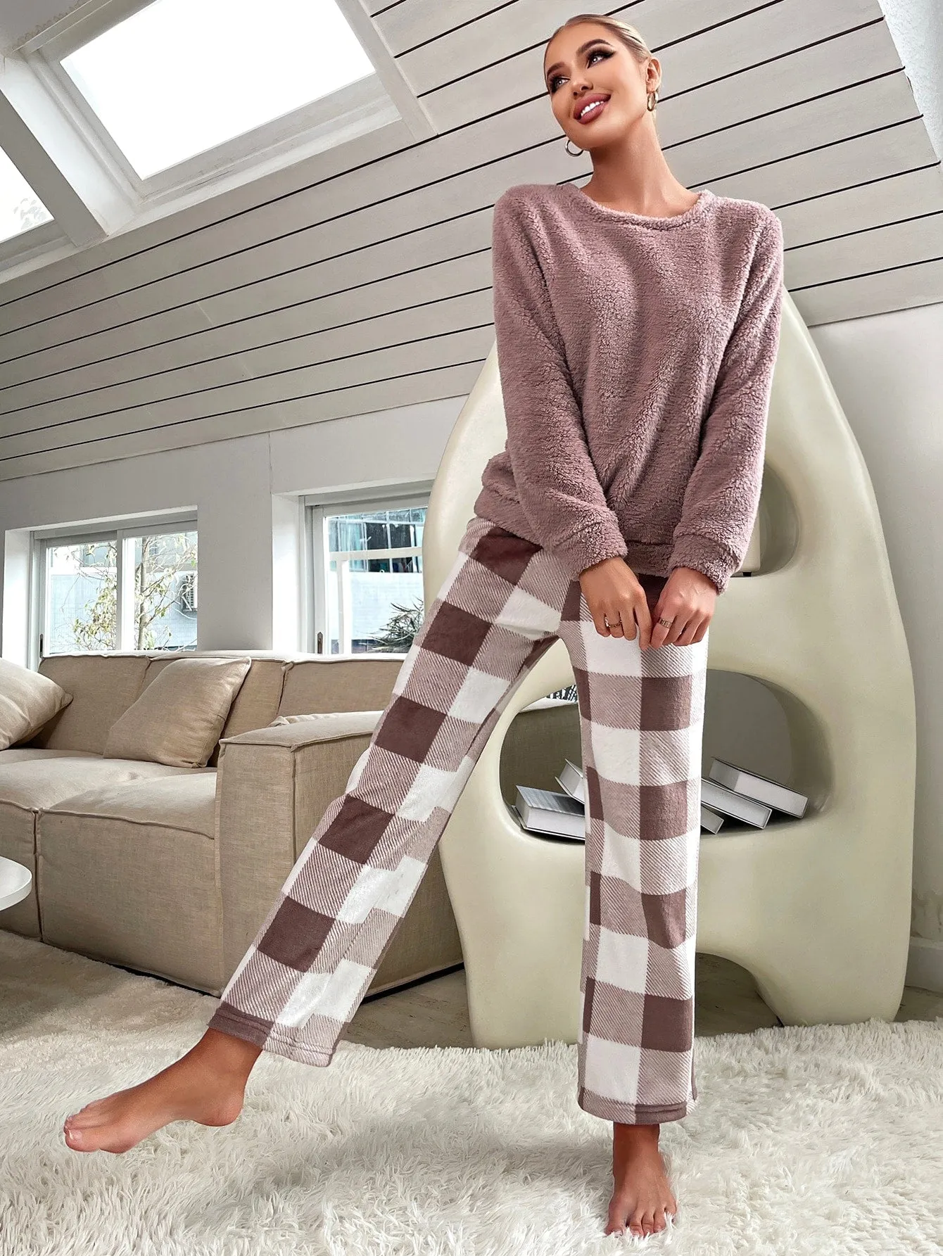 Buffalo Plaid Print Pajama Set for Women