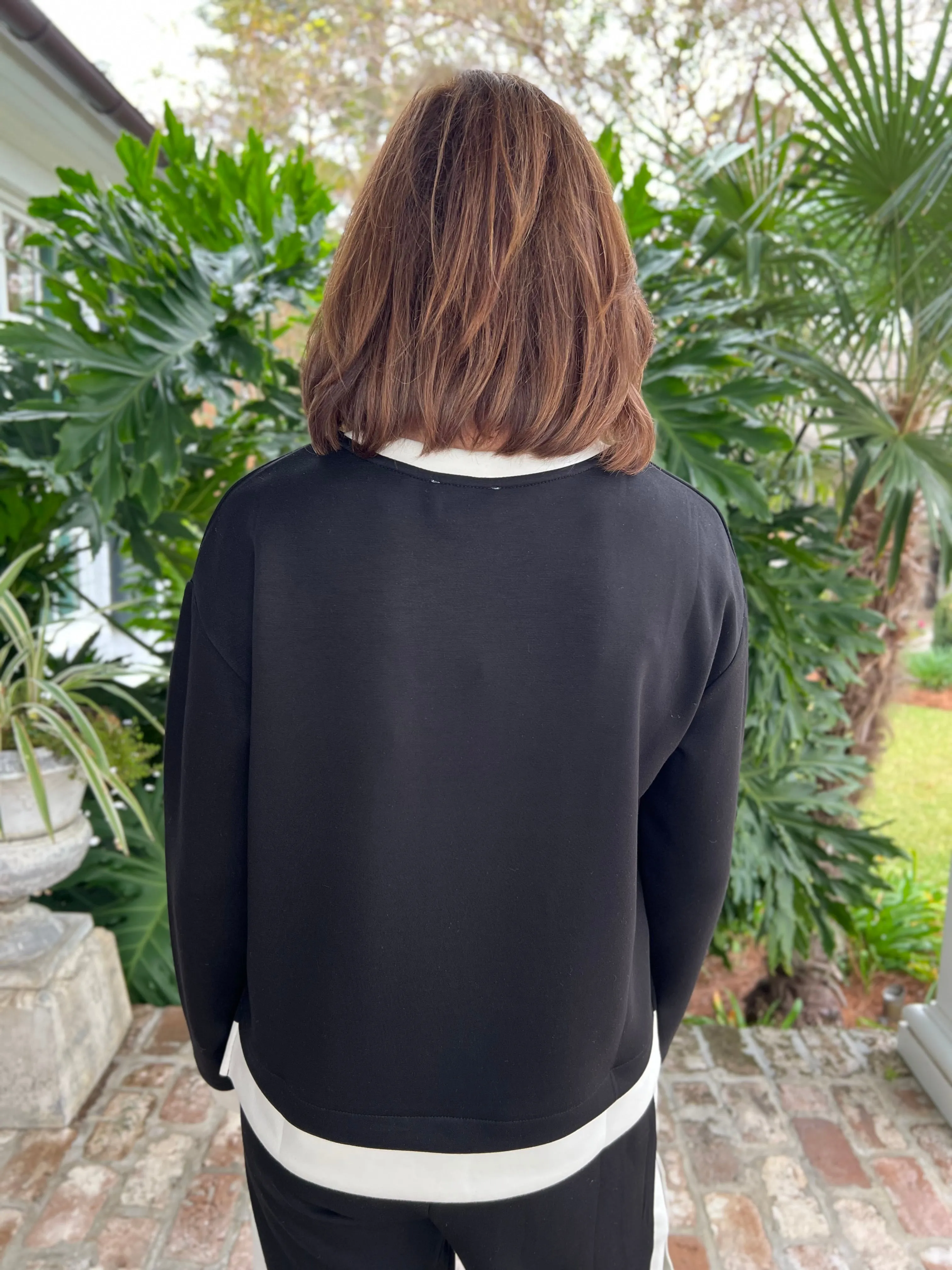 Classy Lady Black/Ivory Long Sleeve Top
