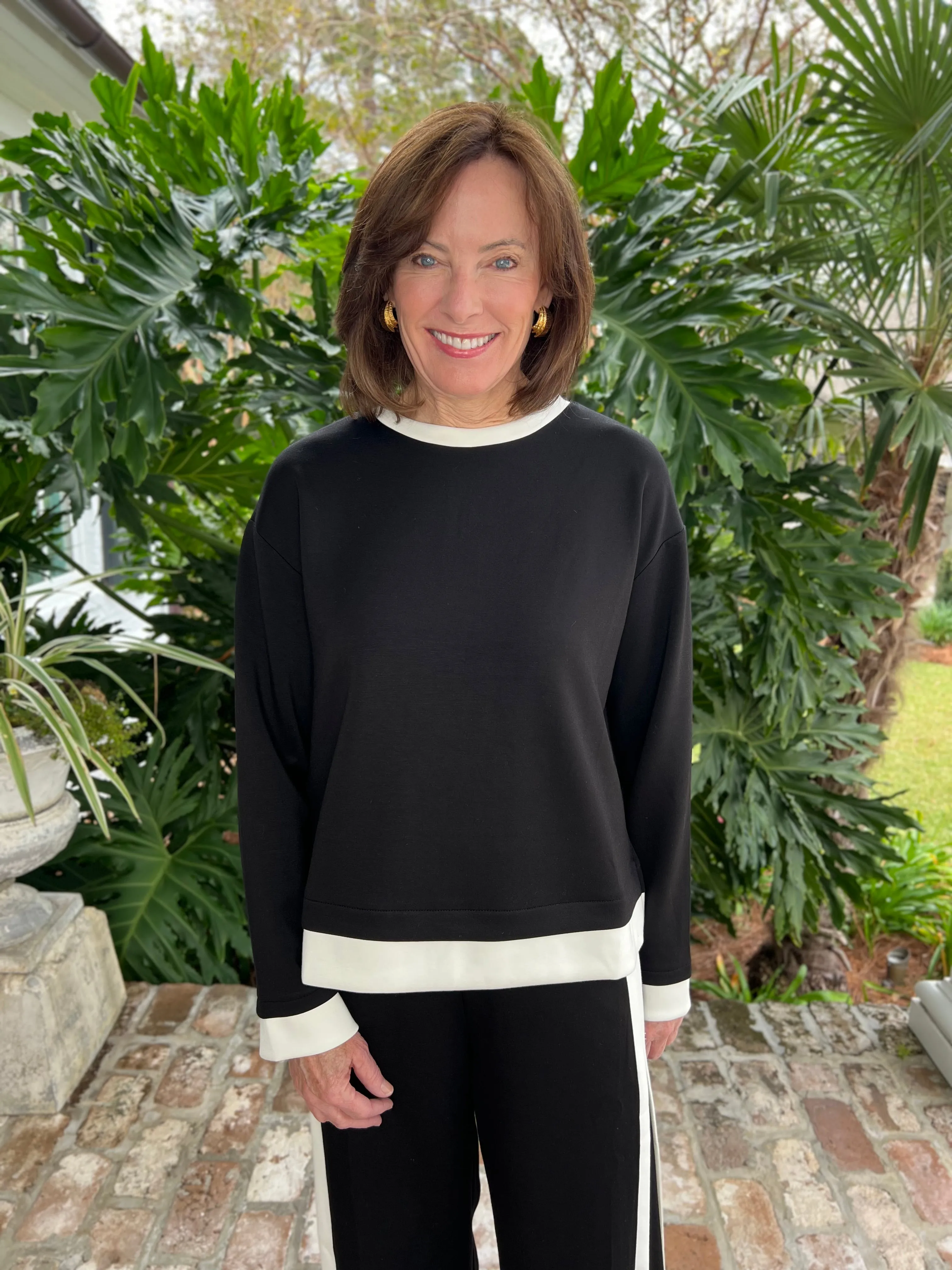 Classy Lady Black/Ivory Long Sleeve Top