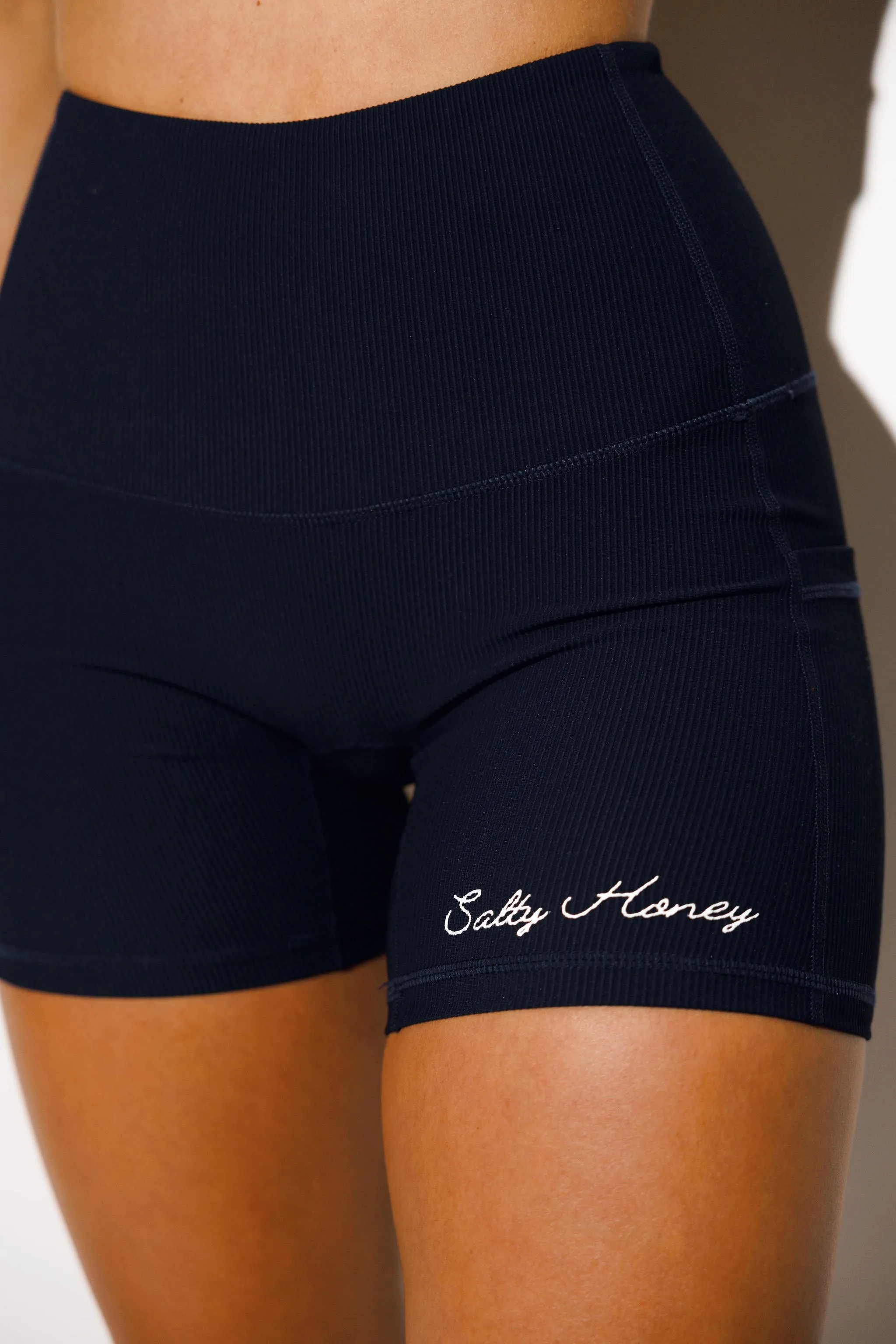 SKATER SHORT: NAVY